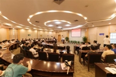邱均平教授700萬(wàn)獎(jiǎng)勵(lì)基金勉勵(lì)青年師生！第二批獎(jiǎng)金頒發(fā)