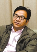 大學(xué)副院長無車證進(jìn)學(xué)校遭拒 微博批保安引論戰(zhàn)